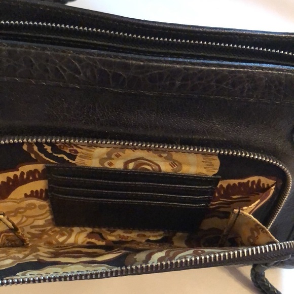 𝅺Brighton black leather square classic shoulder bag. - Picture 9 of 12